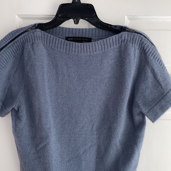 MARC by Marc jacobs  size small sweater w zipper detail on shoulders - Picture 2 of 5
